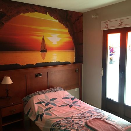 Hostal González Guadarrama Habitación foto